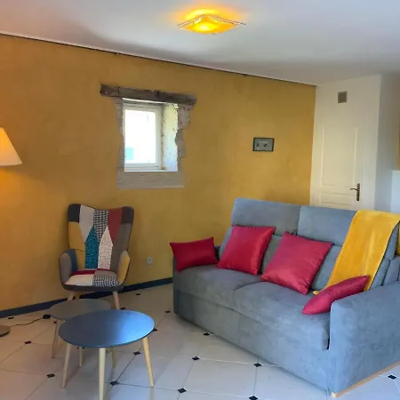 Maison Du Bonheur 度假居 *